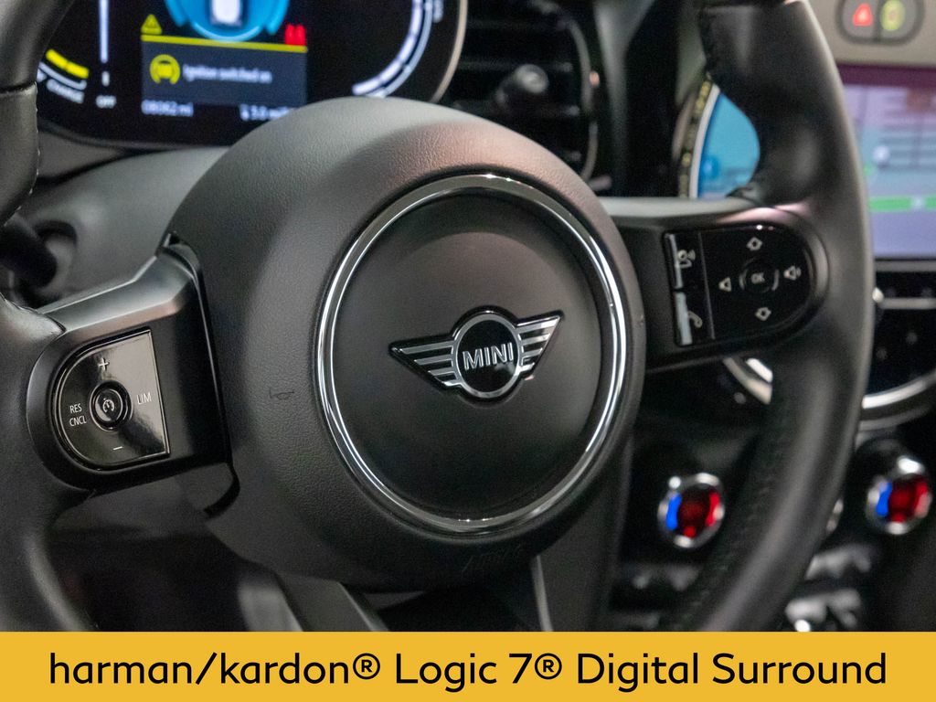 2023 Mini Cooper 2 Door Hardtop SE Signature photo 14