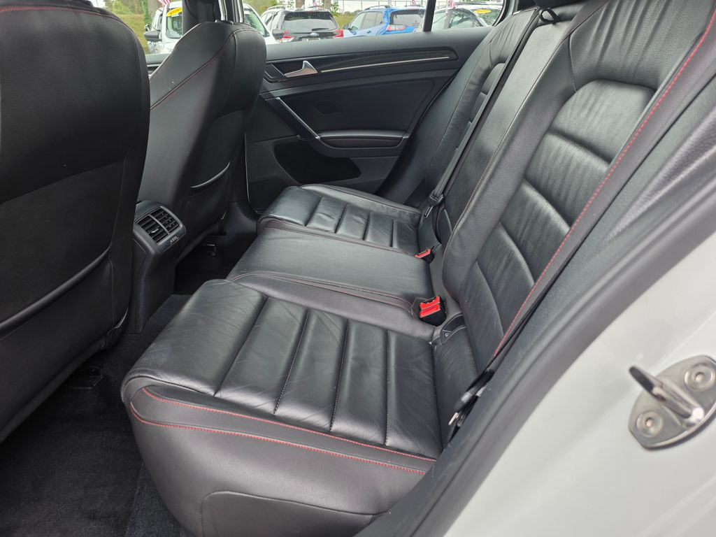 2015 Volkswagen Golf GTI Autobahn photo 14
