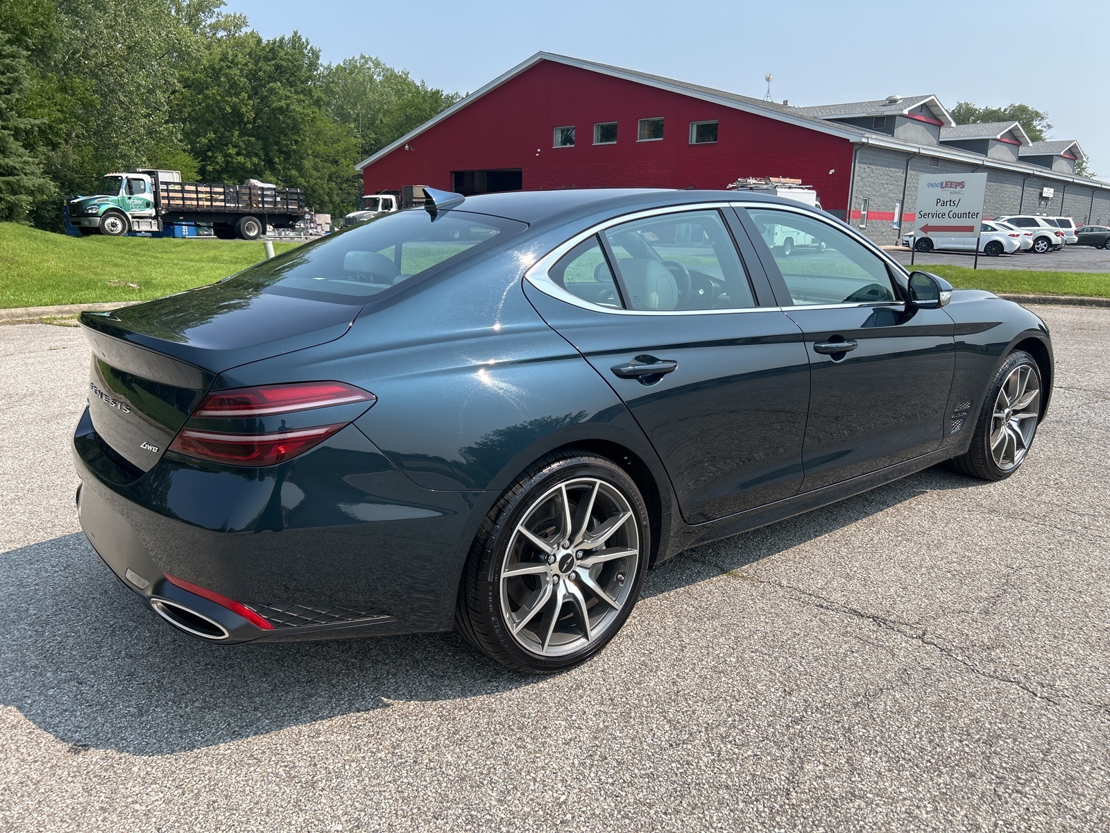 2025 Genesis G70 2.5T photo 7