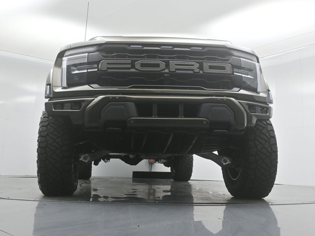 2025 Ford F-150 Raptor photo 42