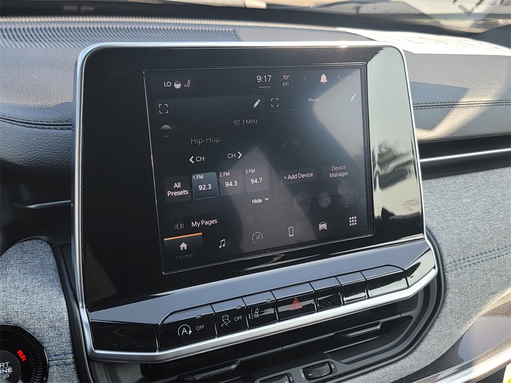 2025 Jeep Compass Latitude photo 14