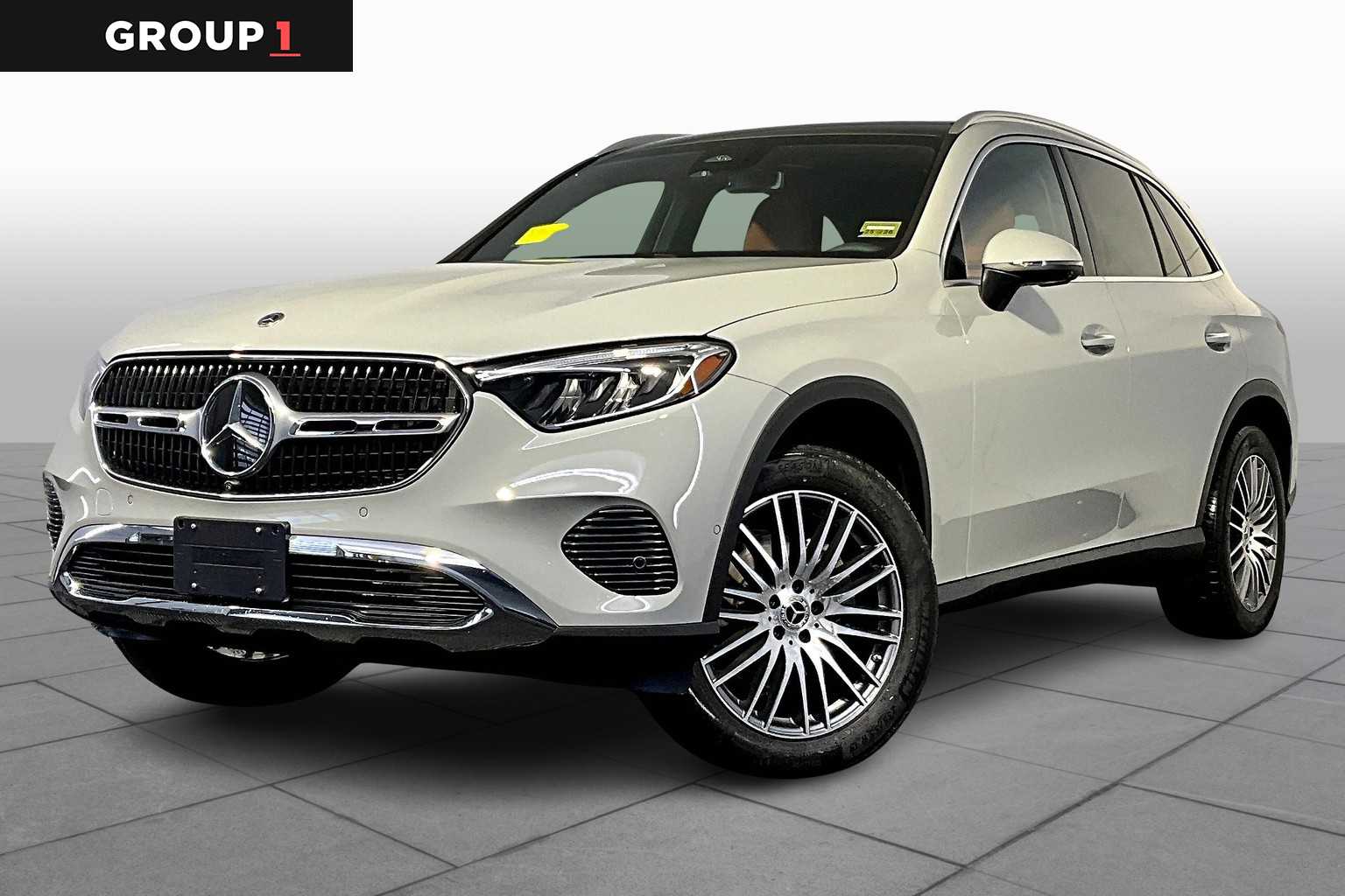 2026 Mercedes-Benz GLC Base's photo