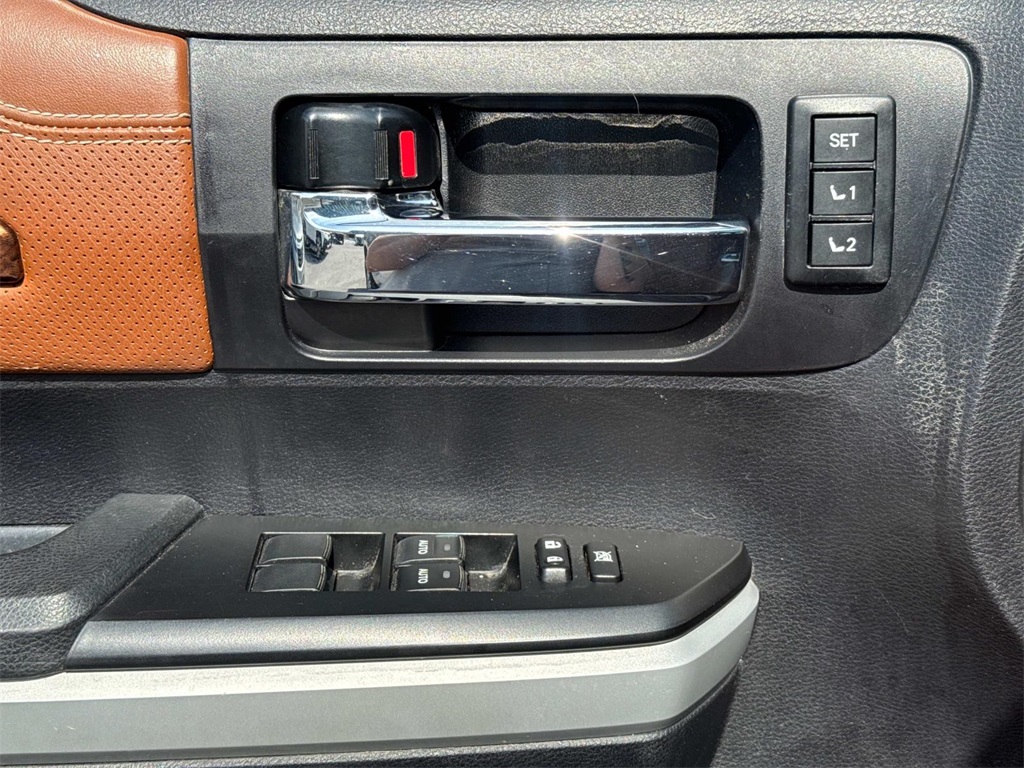 2020 Toyota Tundra Platinum Grade photo 21