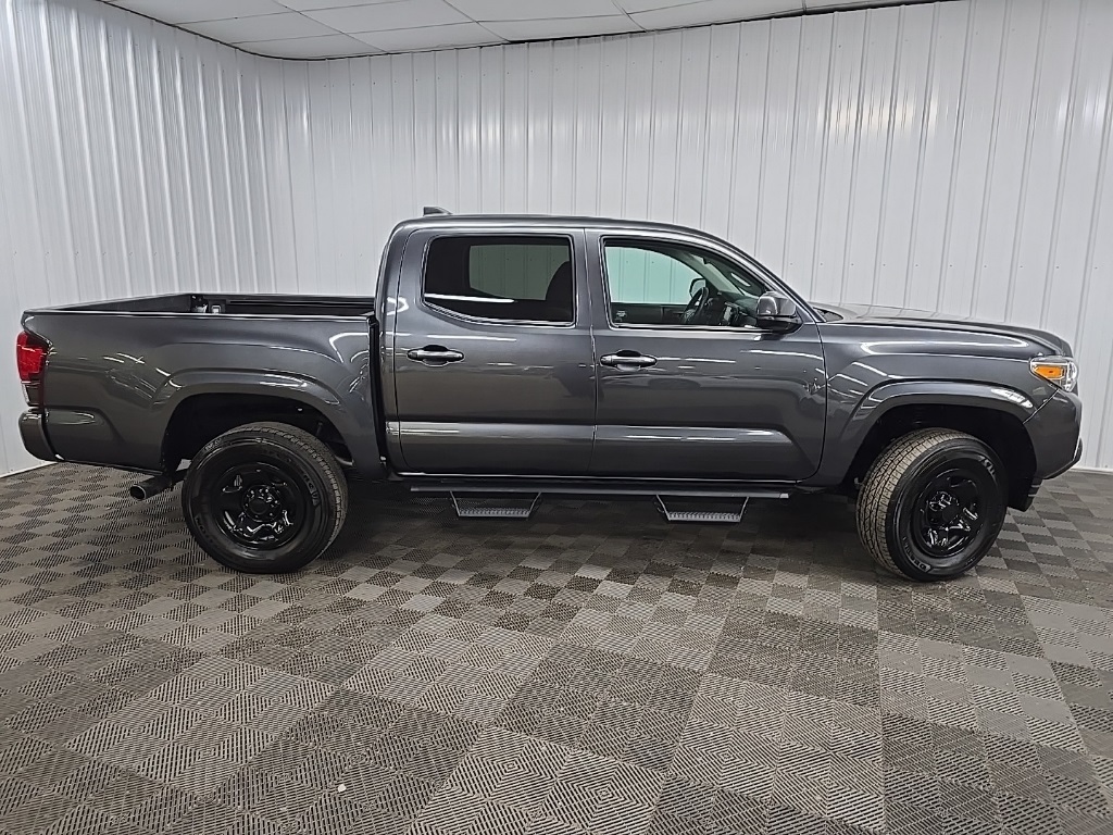2023 Toyota Tacoma SR 4x4 Double Cab photo 2