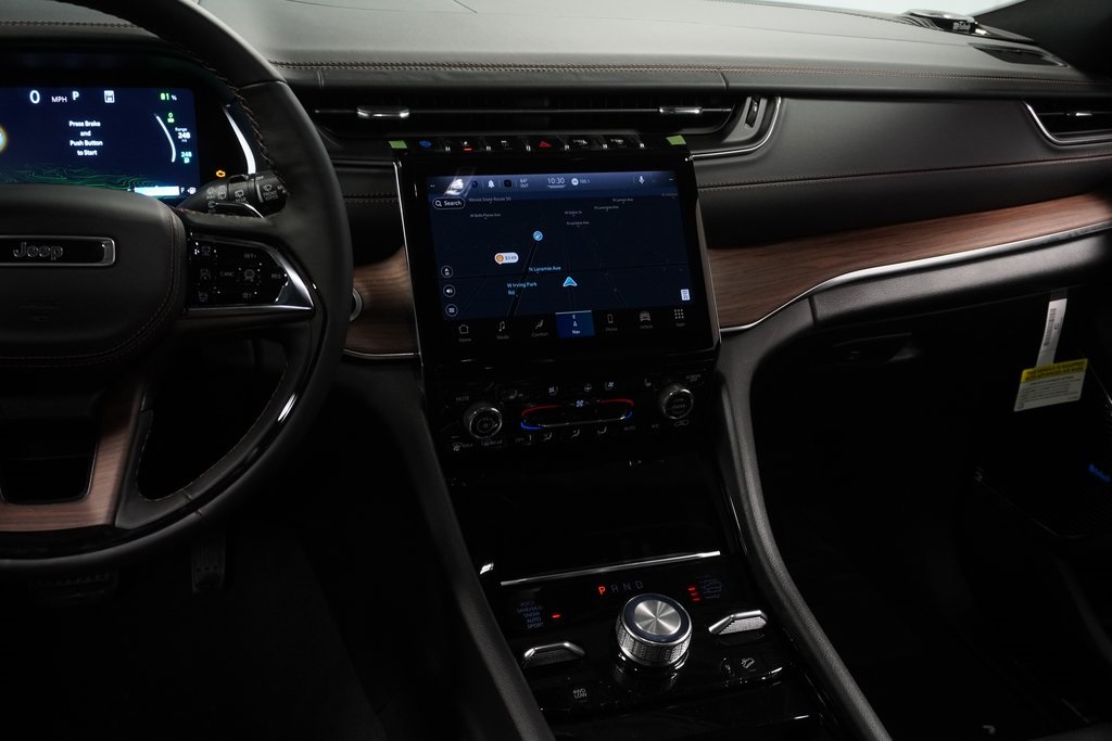 2023 Jeep Grand Cherokee Summit Reserve 4xe photo 18