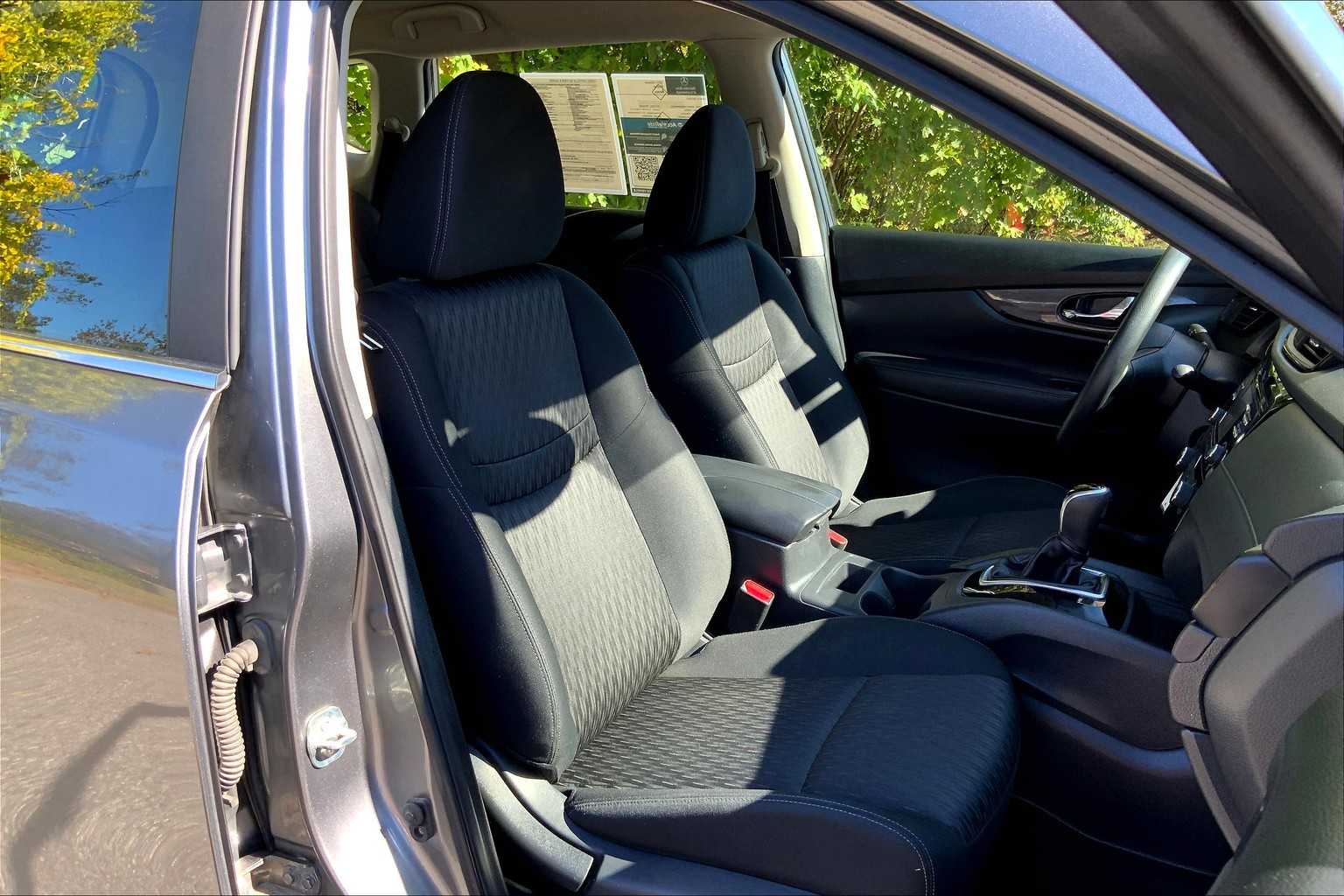 2017 Nissan Rogue S photo 7