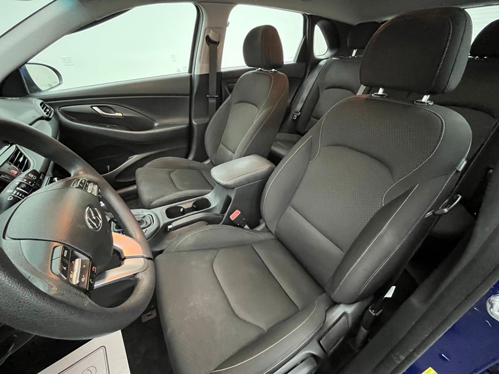 2019 Hyundai Elantra GT photo 14