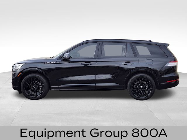 2023 Lincoln Aviator Black Label photo 2