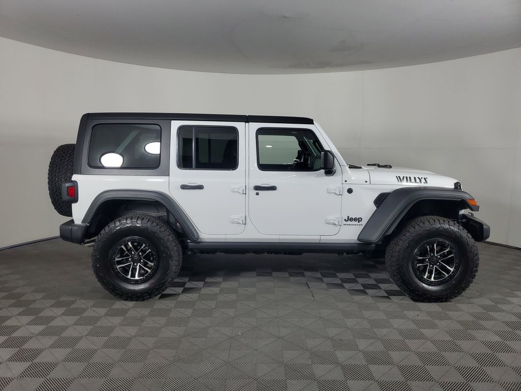 2025 Jeep Wrangler Willys photo 3