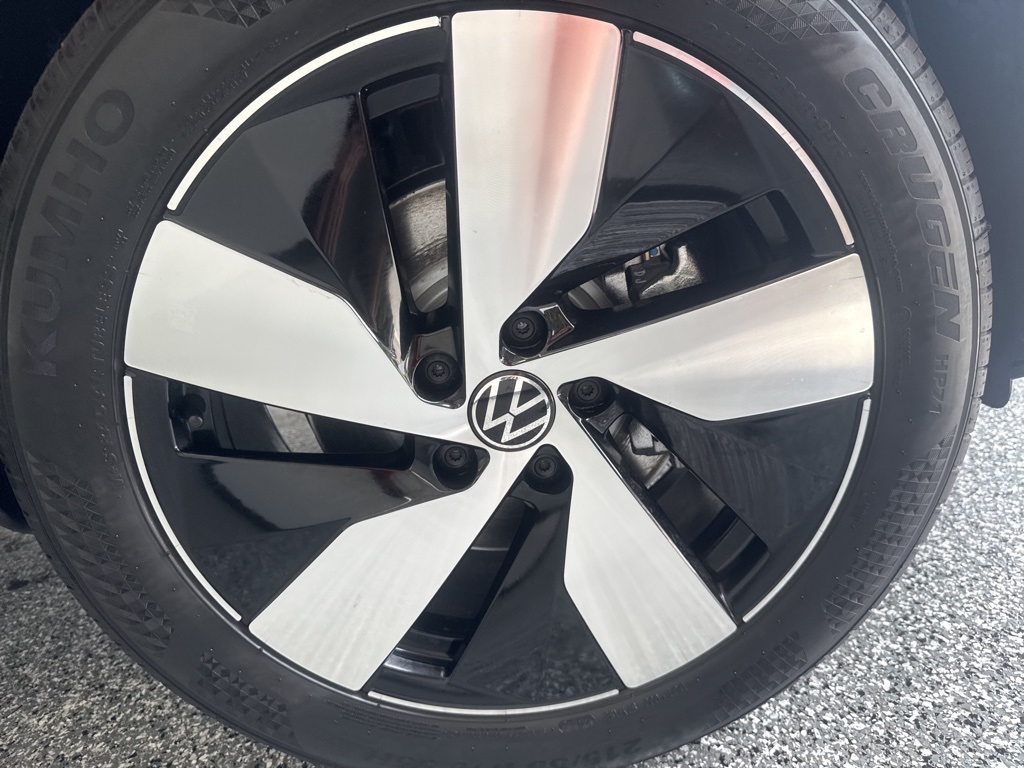 2025 Volkswagen Taos S photo 7