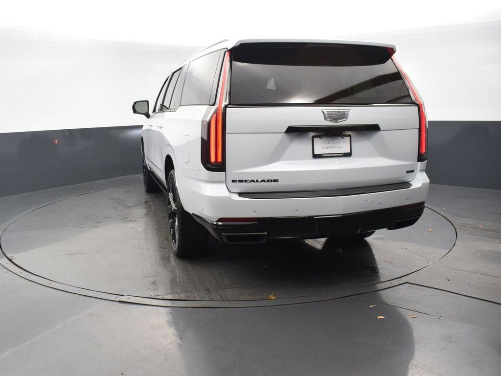 2026 Cadillac Escalade ESV Platinum Sport photo 4