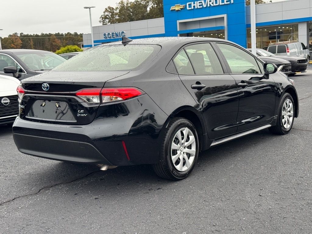 2025 Toyota Corolla Hybrid LE photo 3