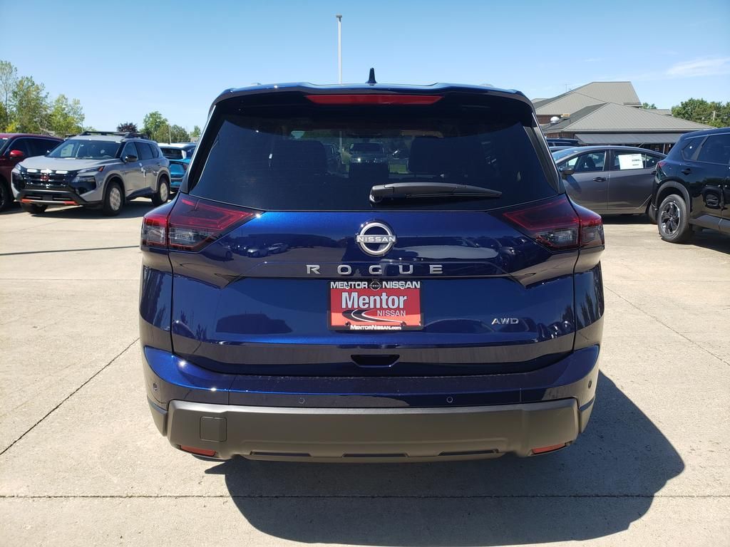 2026 Nissan Rogue SV photo 3