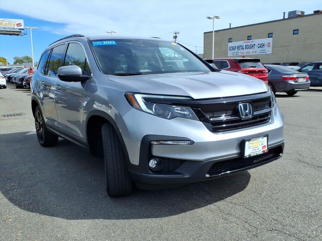2022 Honda Pilot SE photo 2