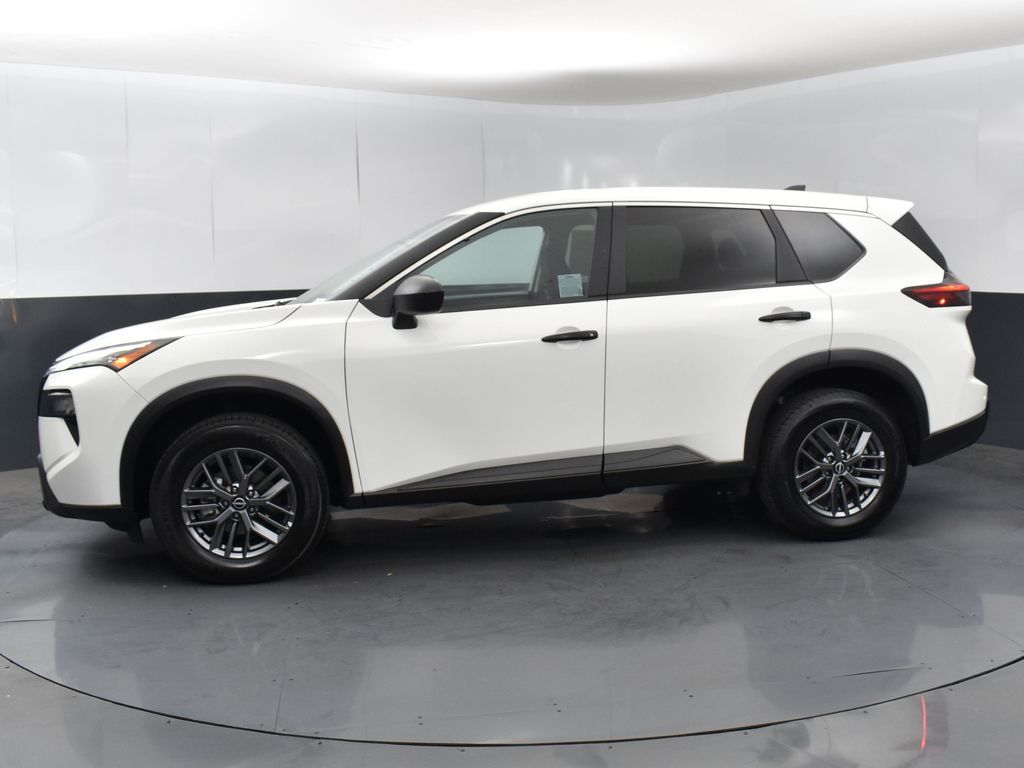 2024 Nissan Rogue S photo 4