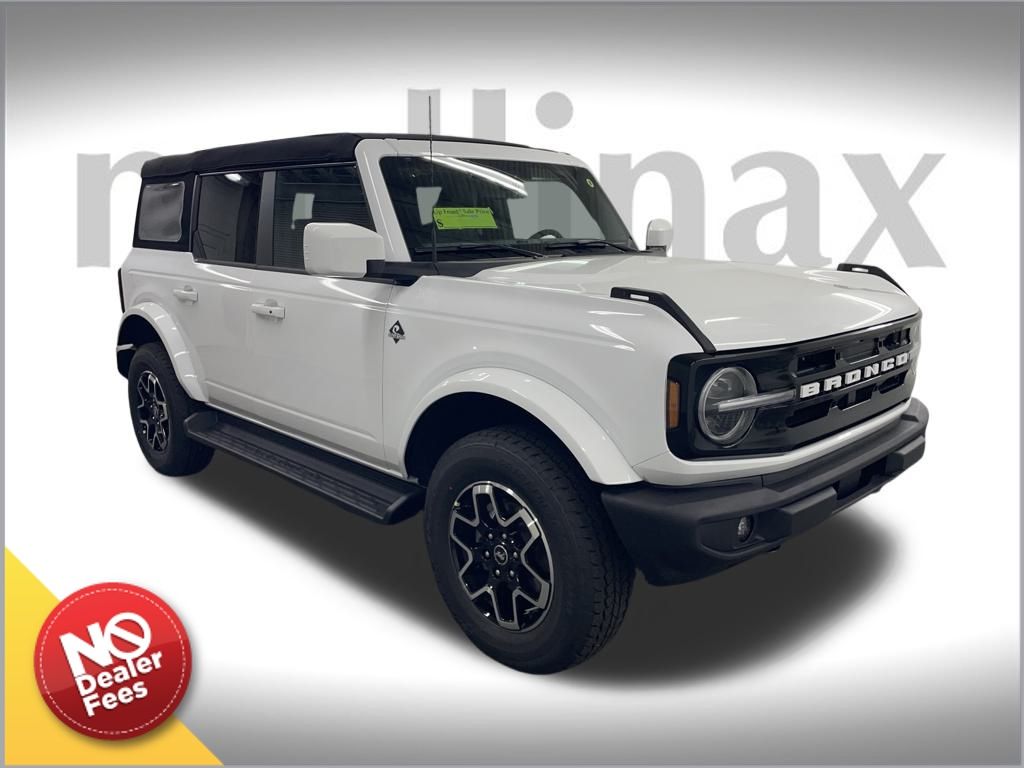 2025 Ford Bronco 4-Door Outer Banks's photo