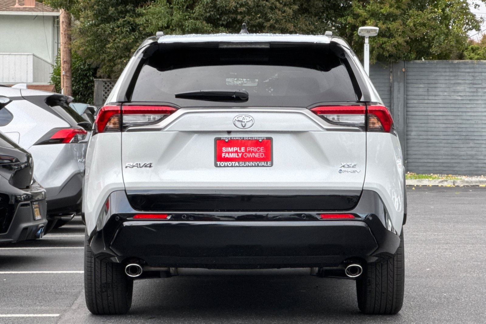 2025 Toyota RAV4 Prime XSE Premium photo 4