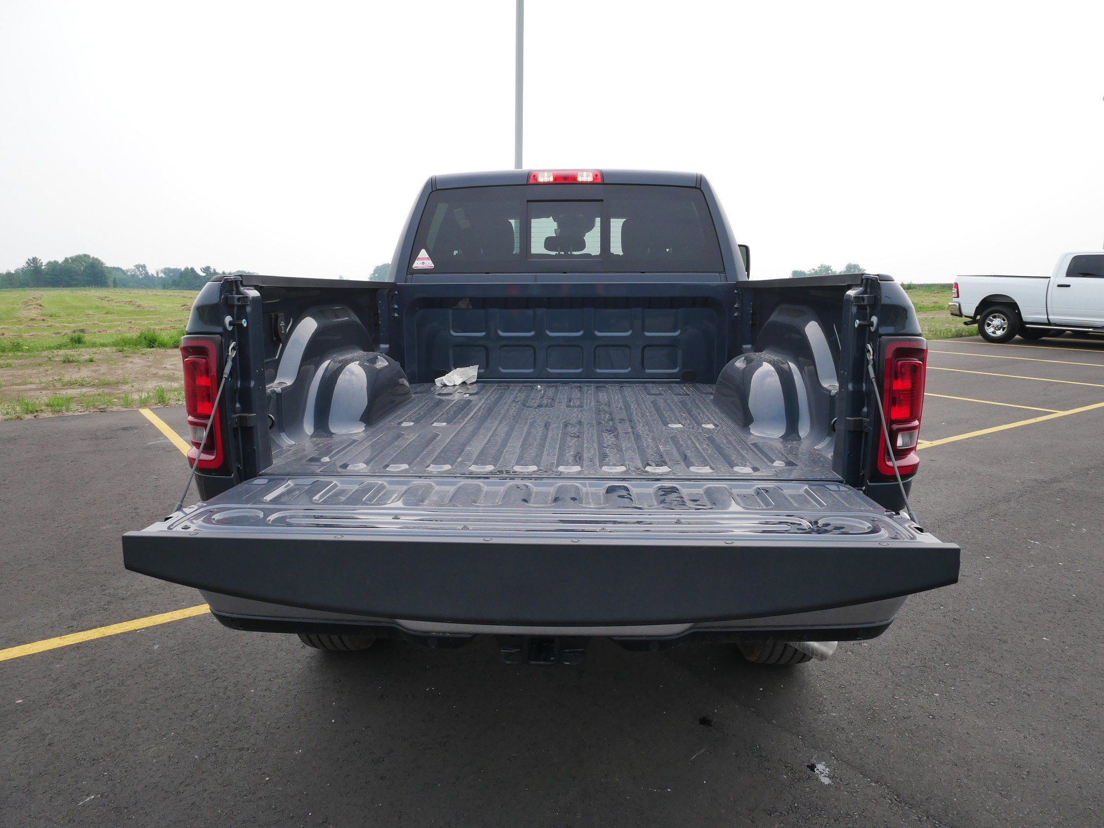 2026 Ram 2500 Tradesman photo 5