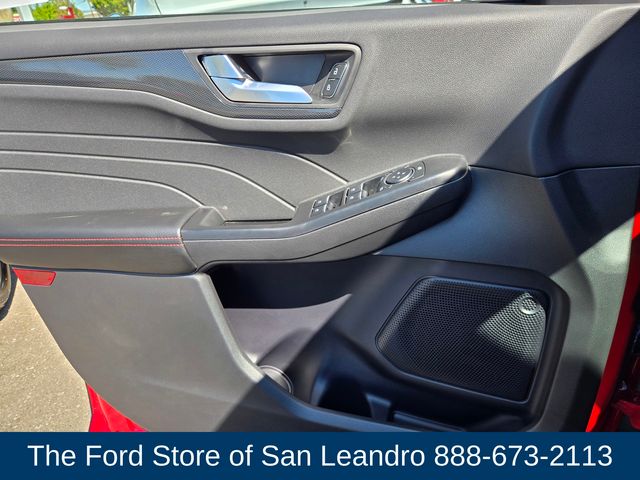 2025 Ford Escape Hybrid ST-Line photo 20