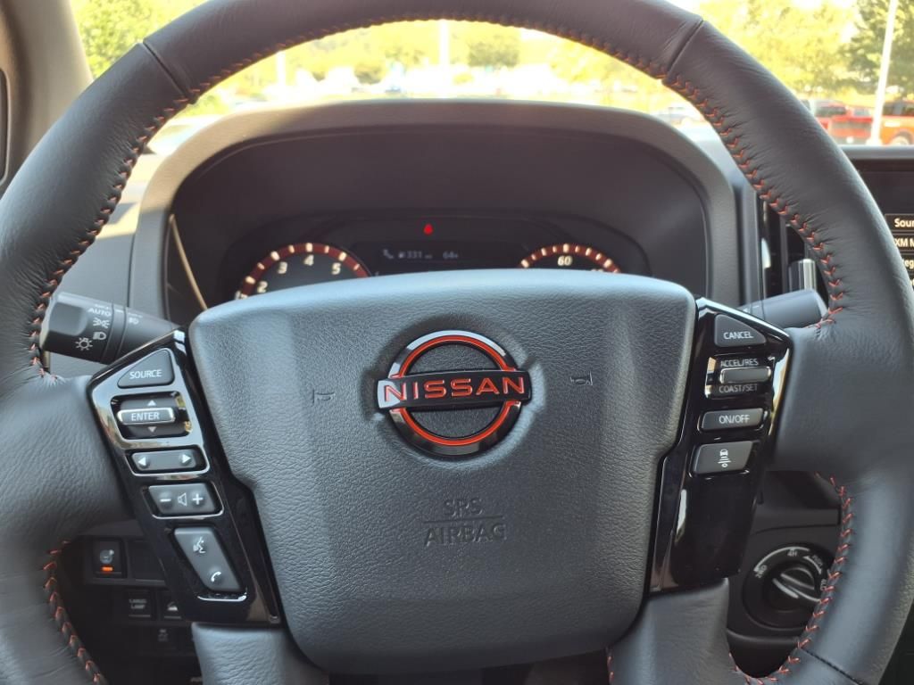2025 Nissan Frontier Crew Cab PRO-4X photo 15