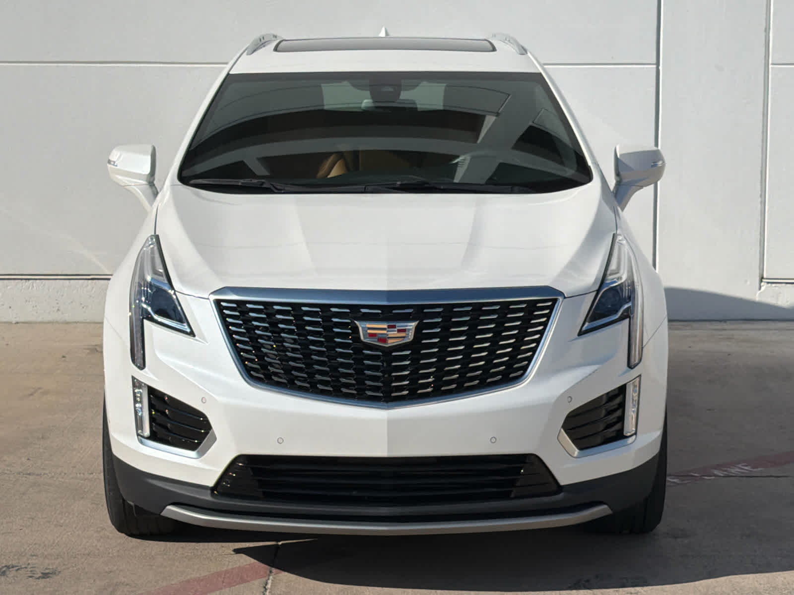 2022 Cadillac XT5 Premium Luxury photo 2