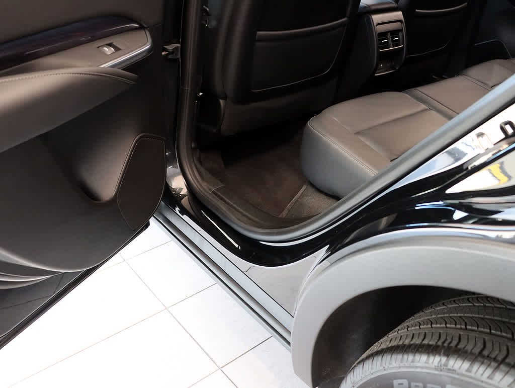 2023 Cadillac XT4 Luxury photo 25