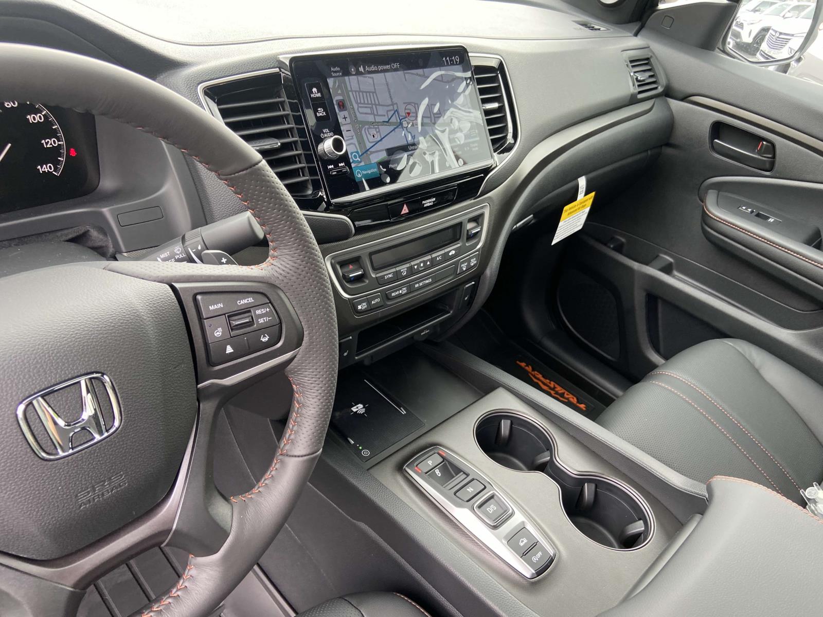2025 Honda Ridgeline TrailSport photo 12