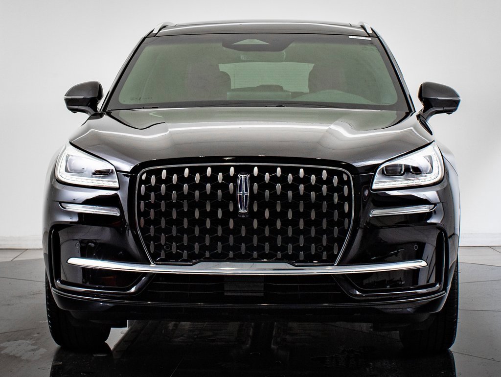 2024 Lincoln Corsair Grand Touring photo 2