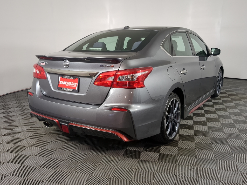 2017 Nissan Sentra Nismo photo 8