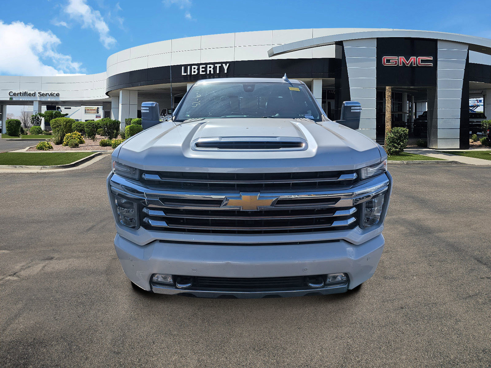 2023 Chevrolet Silverado 2500HD High Country photo 2