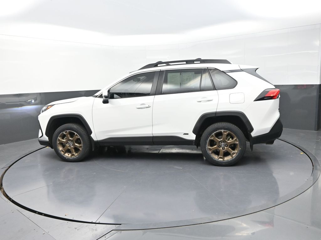 2023 Toyota RAV4 Hybrid photo 4