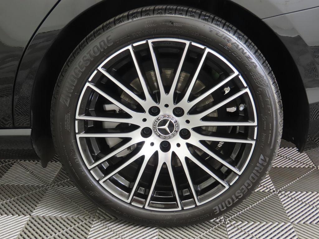 2025 Mercedes Benz C 300 photo 27