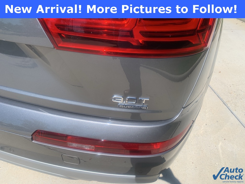 2017 Audi Q7 3.0 Prestige photo 4