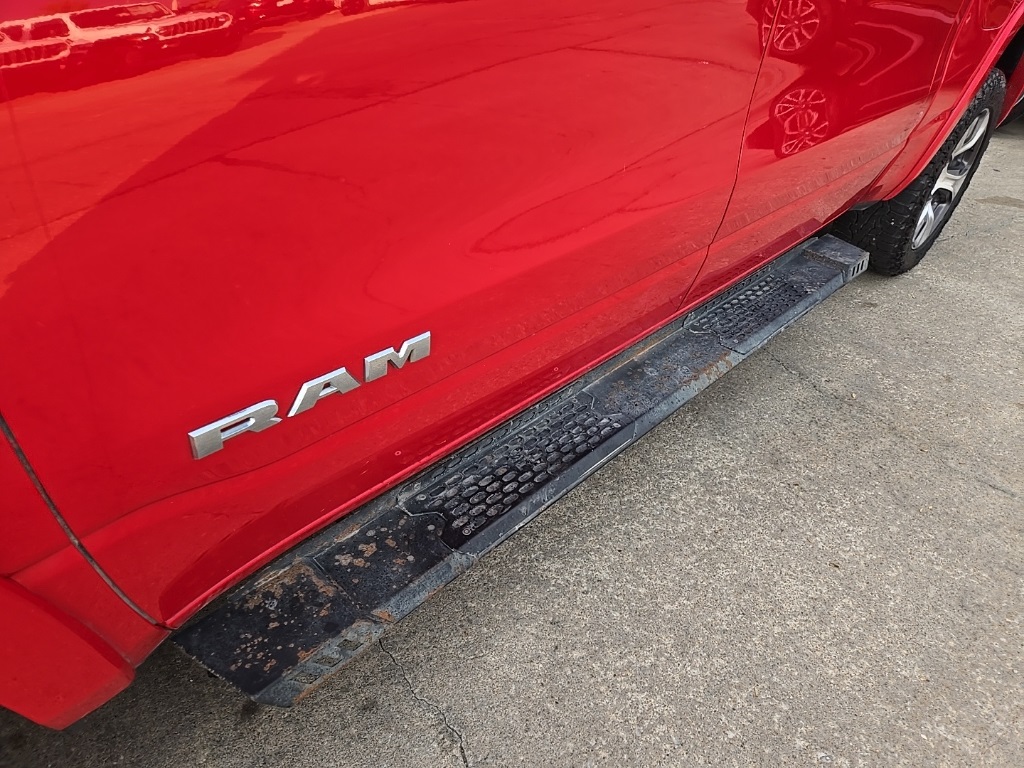 2020 Ram 1500 Laramie photo 19