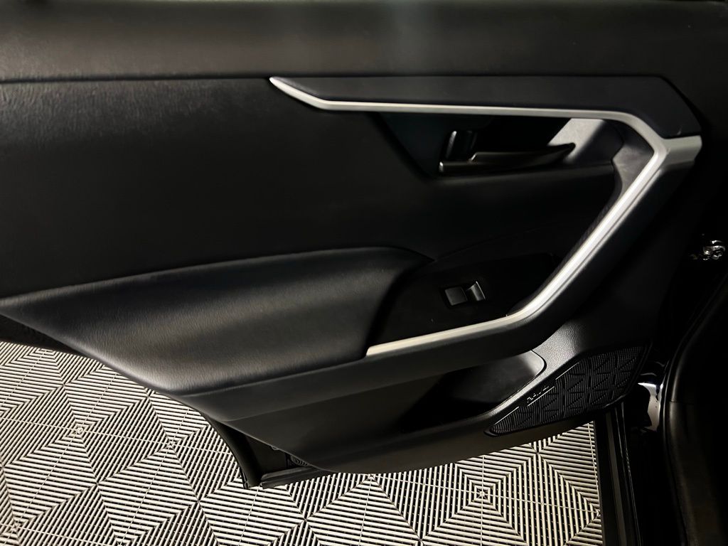 2024 Toyota RAV4 LE photo 14