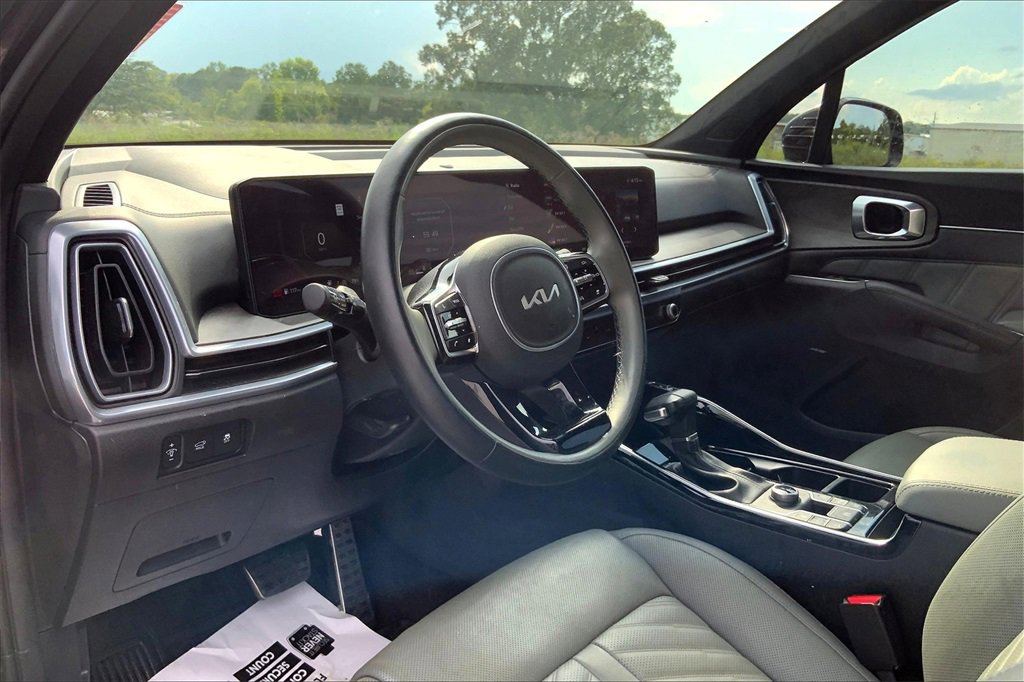 2025 Kia Sorento X-Line SX Prestige photo 13