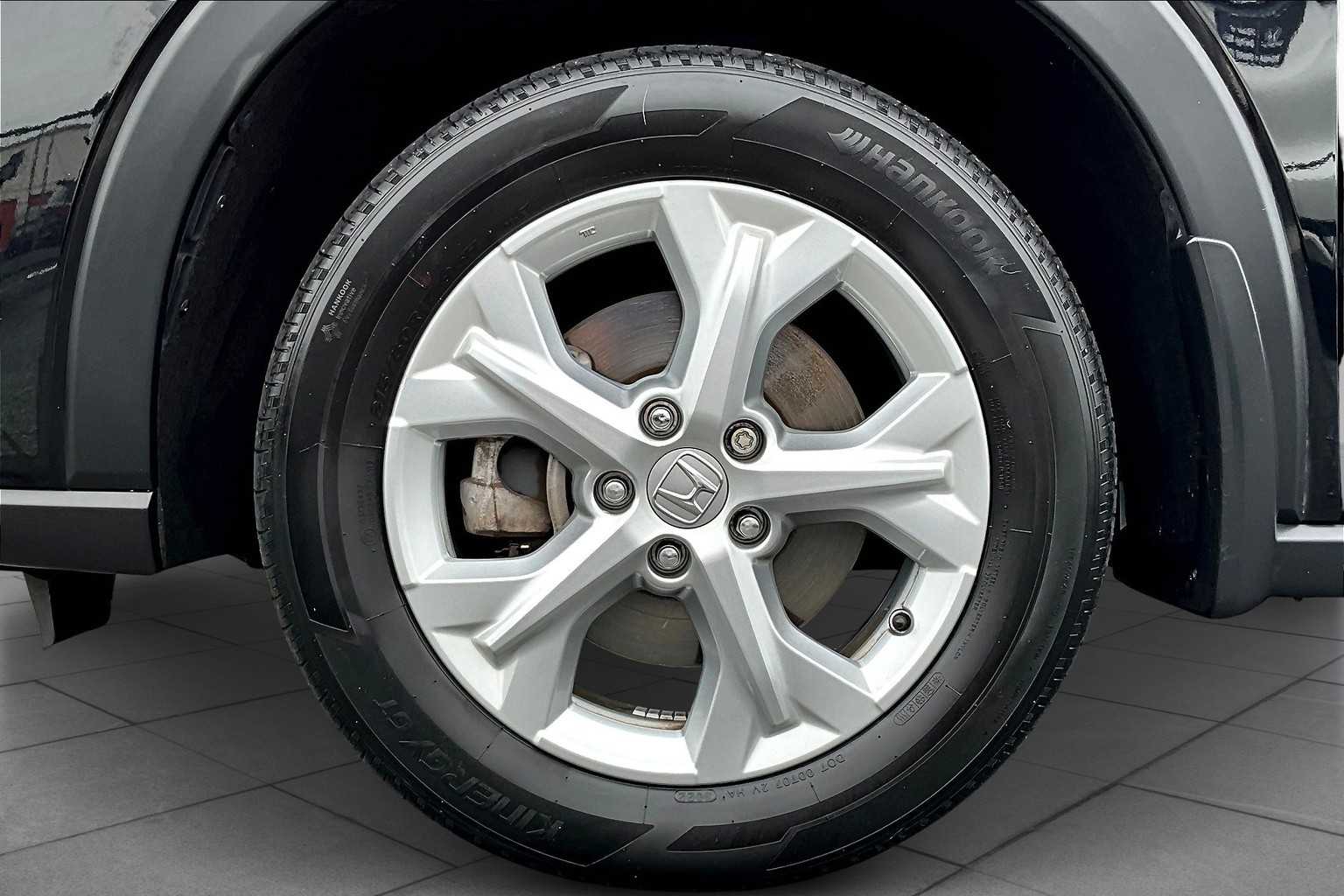 2023 Honda HR-V LX photo 8