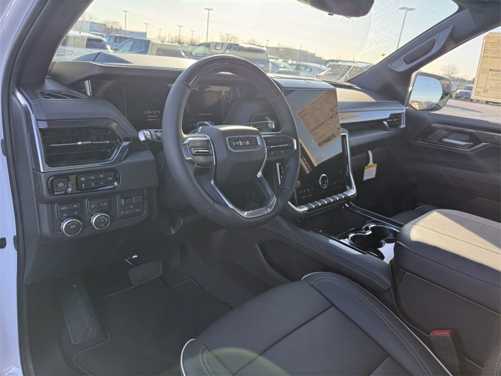 2026 GMC YUKON XL - Image 17