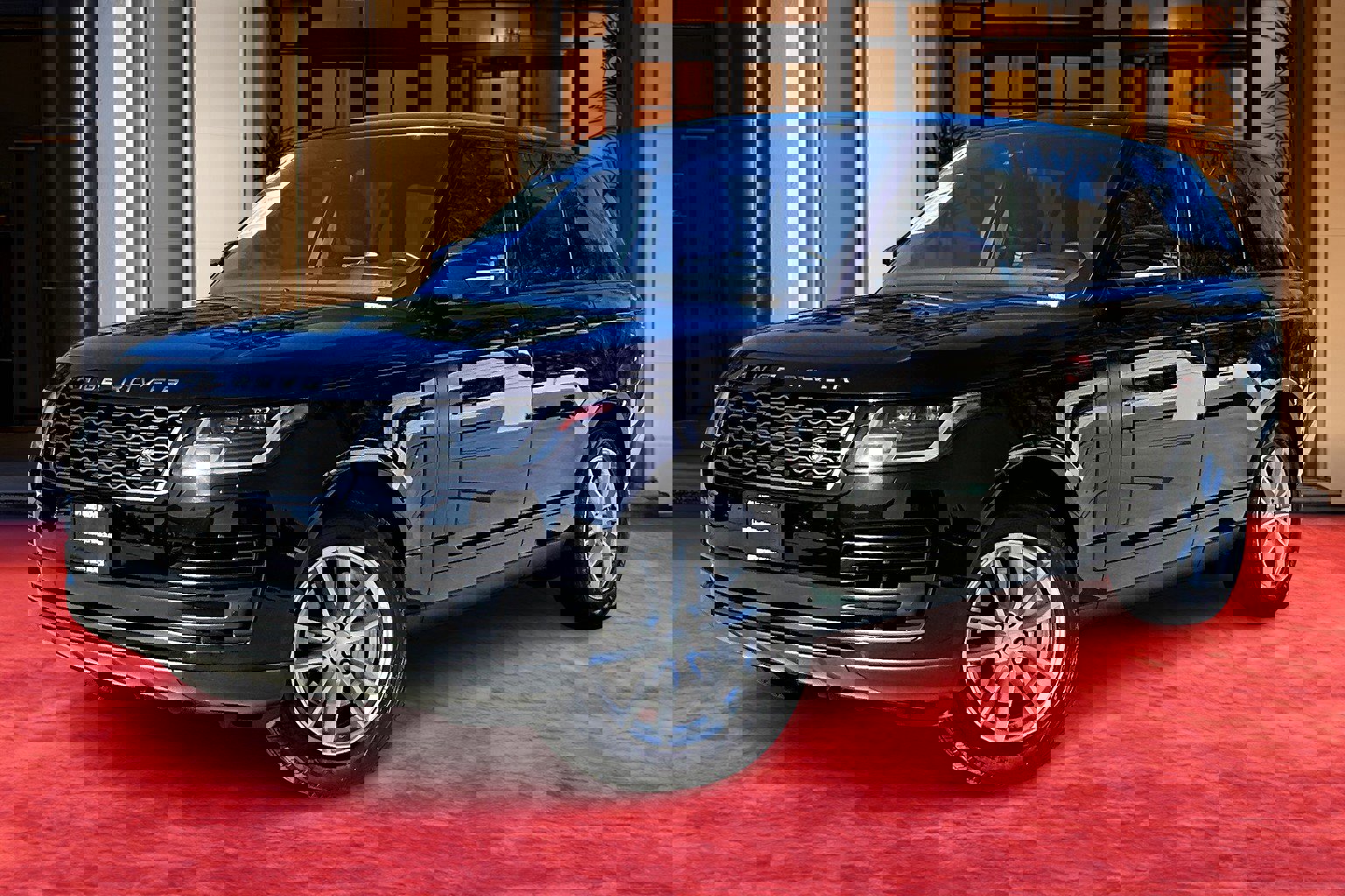 2020 Land Rover Range Rover Base's photo