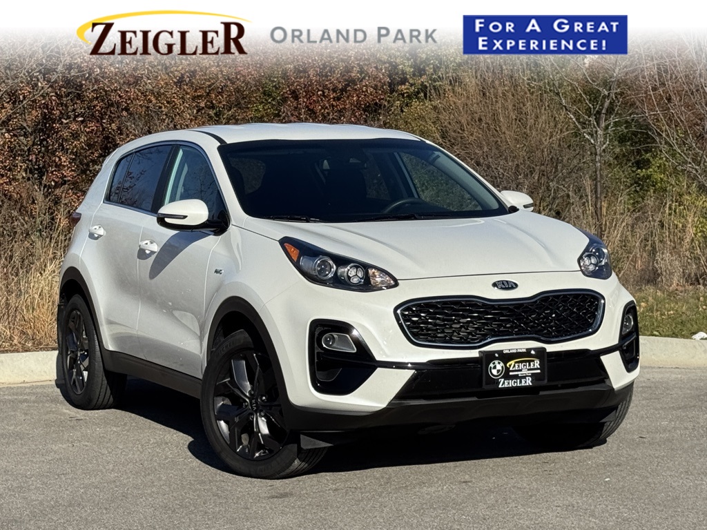 2022 Kia Sportage LX's photo