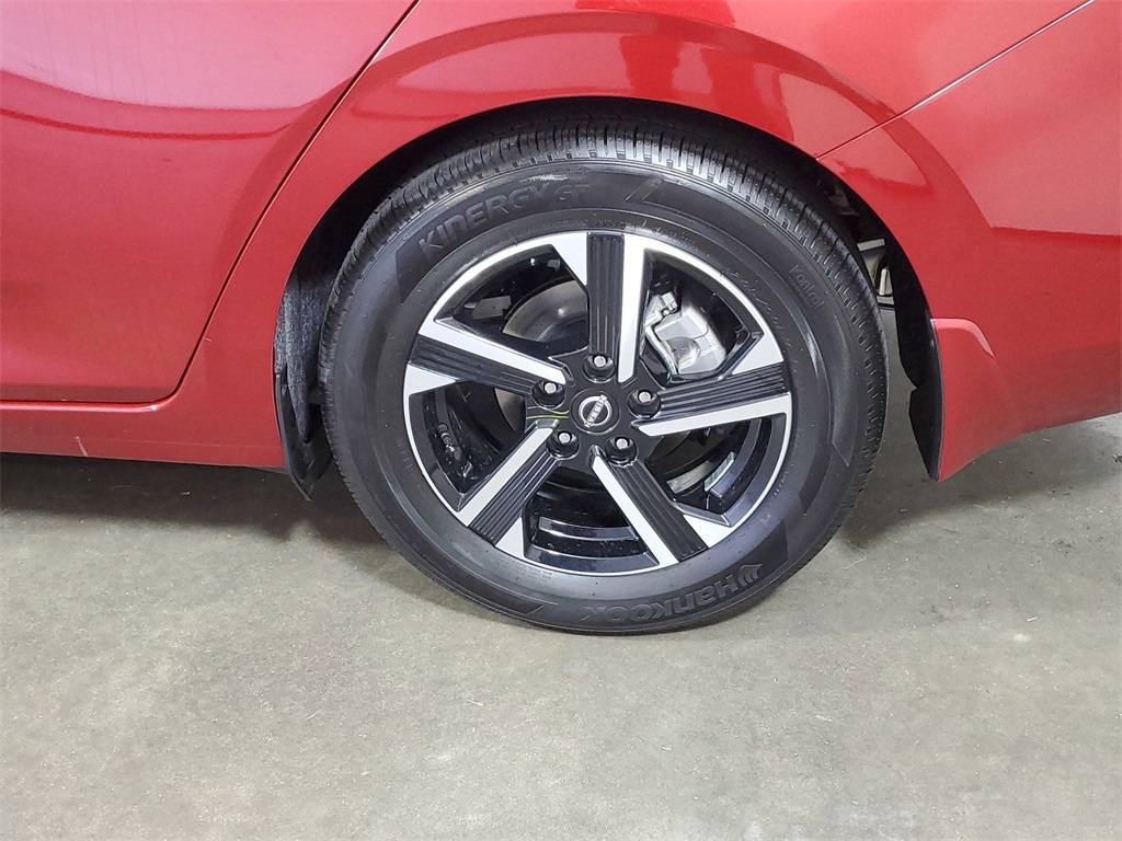 2025 Nissan Sentra SV photo 9