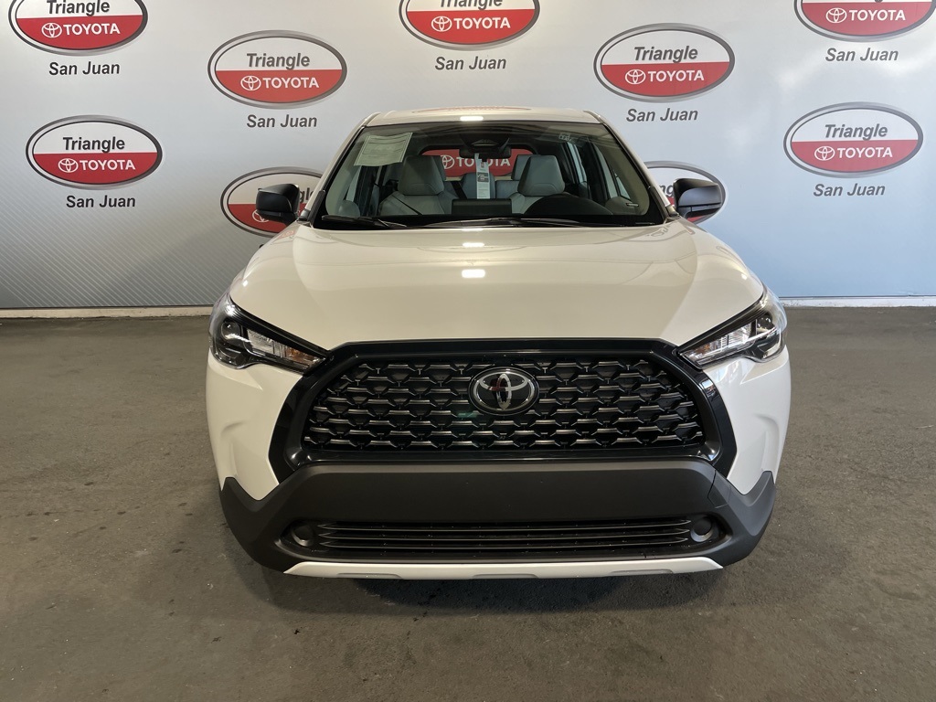 2026 Toyota Corolla Cross L photo 2