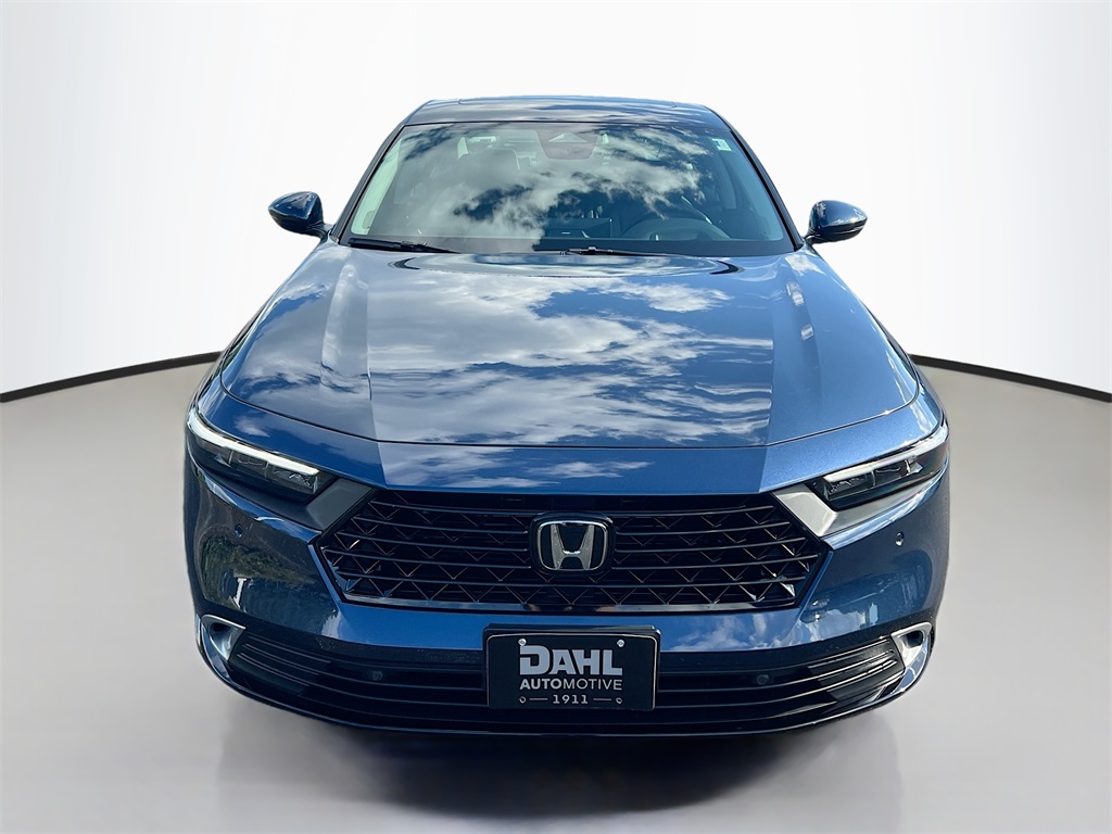 2025 Honda Accord Hybrid Touring photo 2