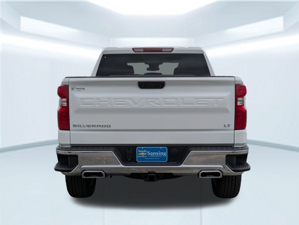 2025 Chevrolet Silverado 1500 LT photo 4