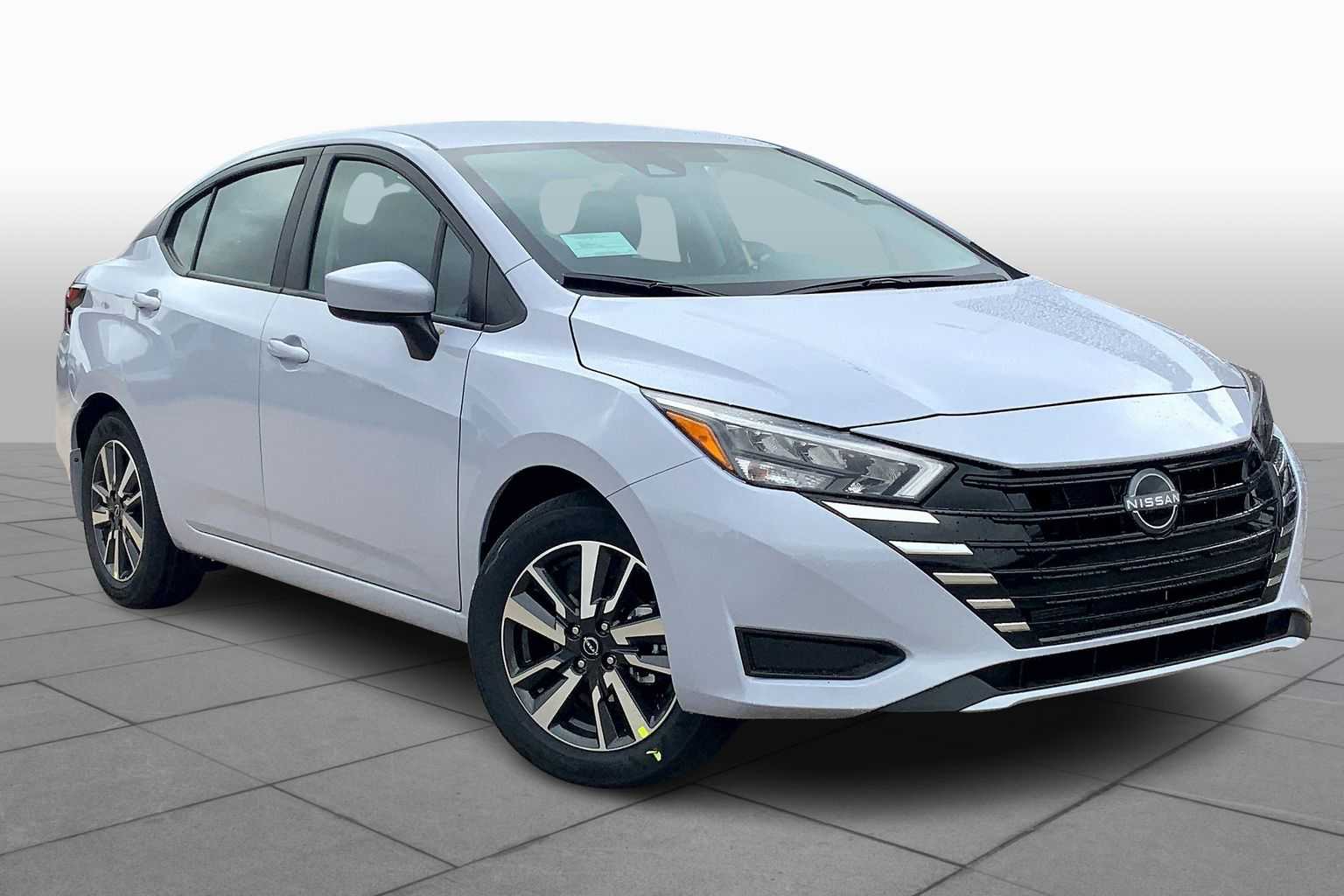 2025 Nissan Versa SV photo 2