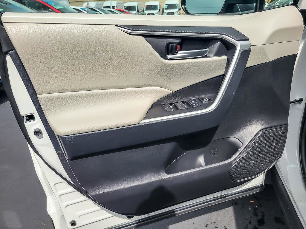 2025 TOYOTA RAV4 - Image 24