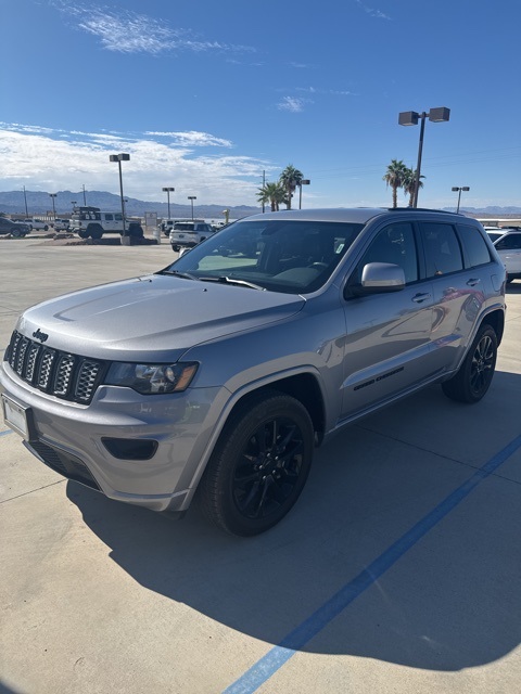 2020 Jeep Grand Cherokee Altitude