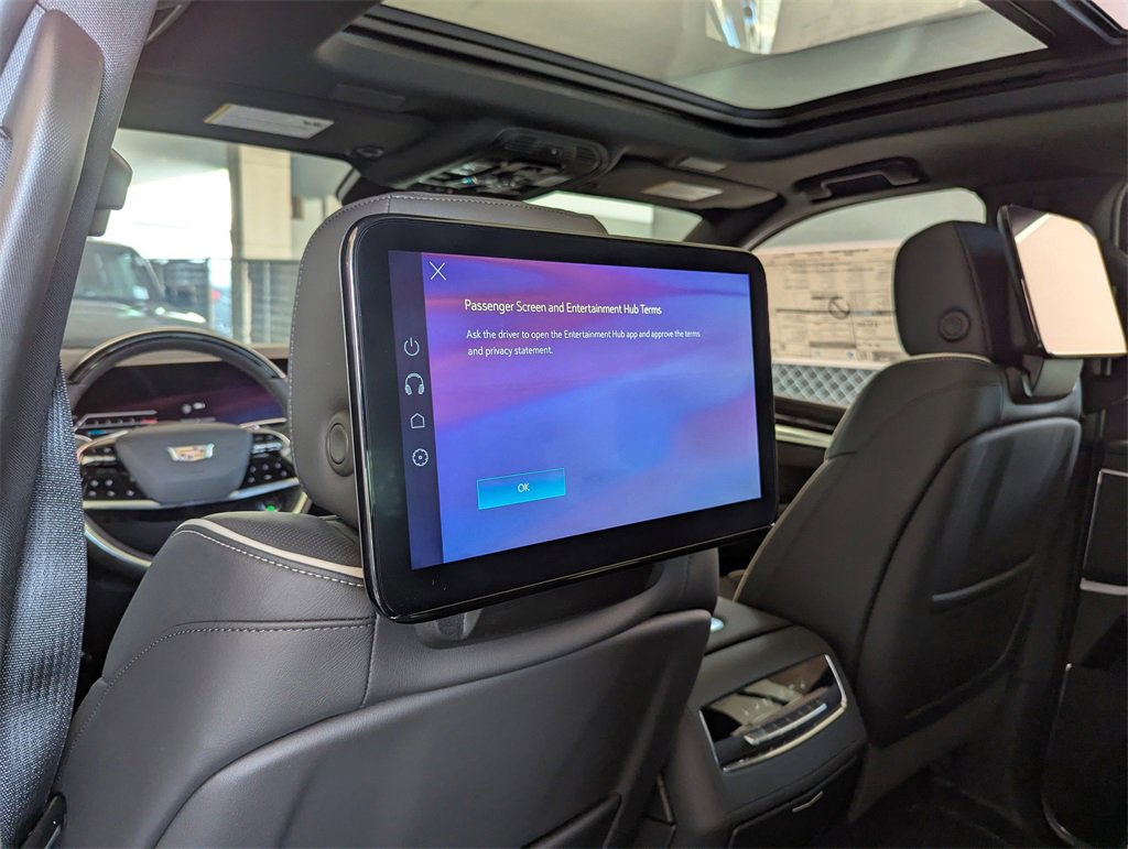2025 Cadillac Escalade Premium Luxury photo 30