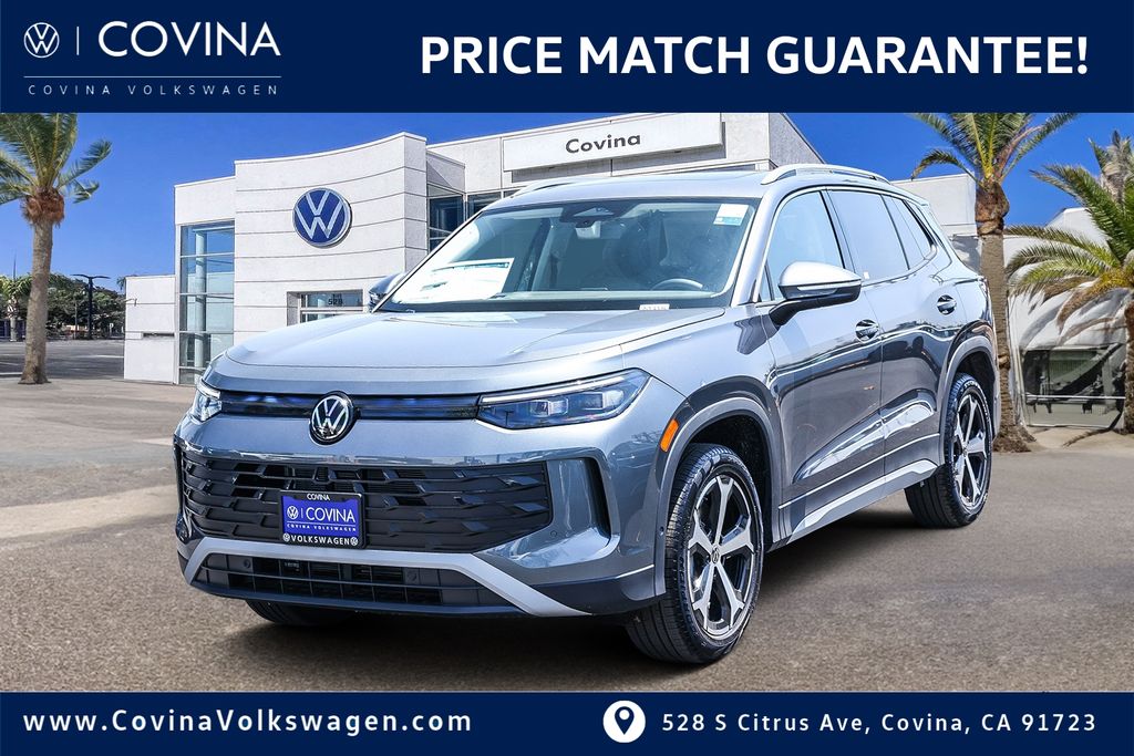 2025 Volkswagen Tiguan SE photo 3