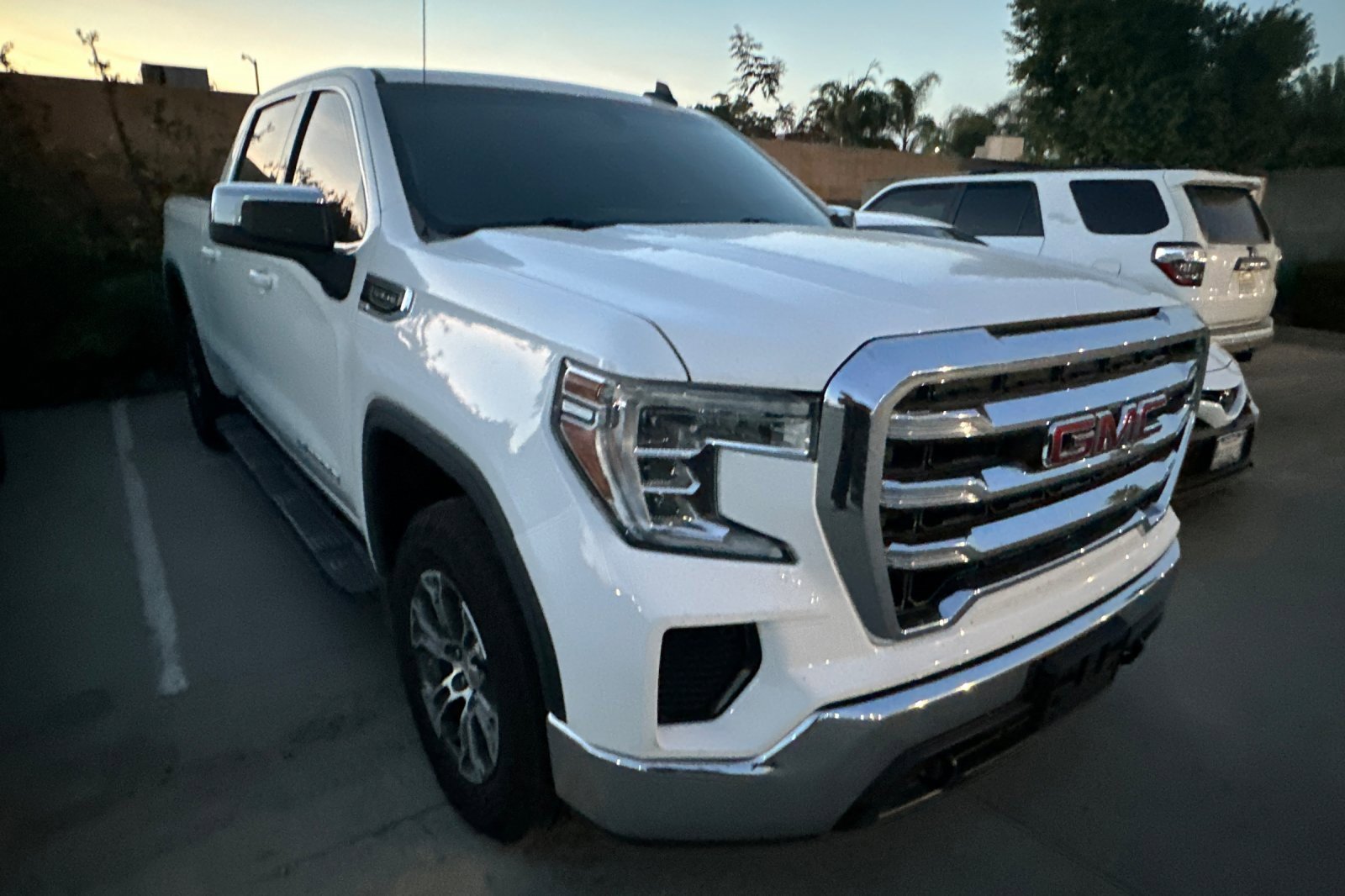2020 Gmc Sierra 1500 SLE photo 4